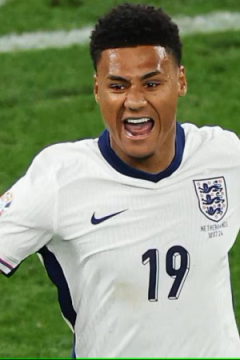 Сериал Нидерланды &mdash; Англия. Голы и лучшие моменты